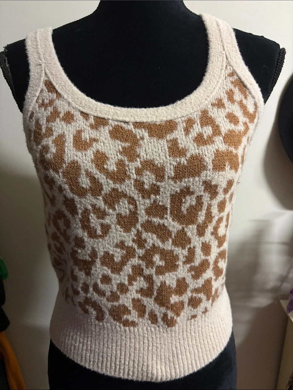 Jessica Simpson Leopard Print Tank - Cream & Camel